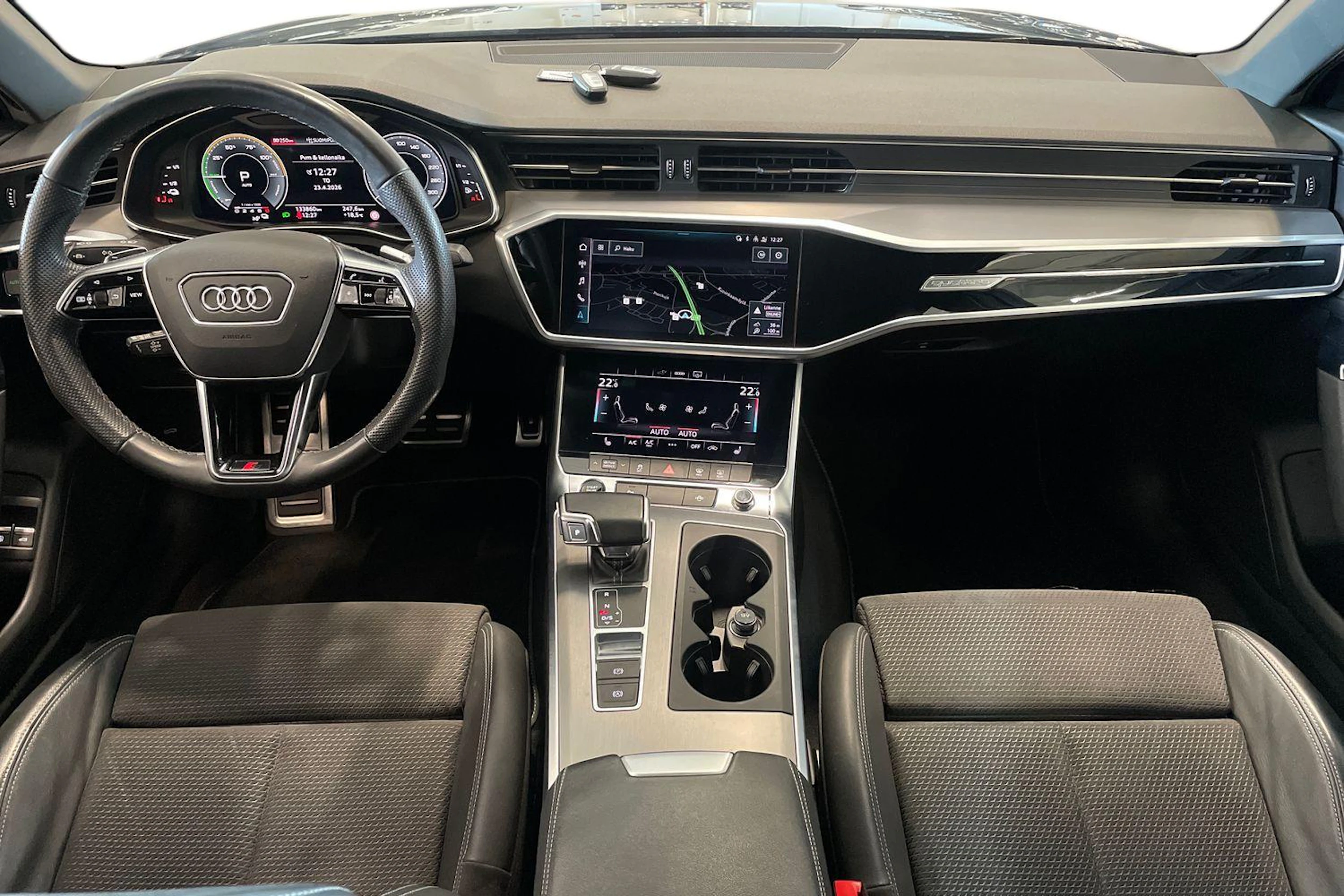 musta Audi A6 2021 kuva 9.