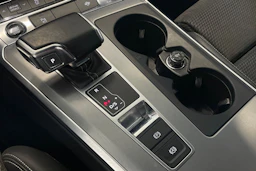 musta Audi A6 2021 kuva 24.