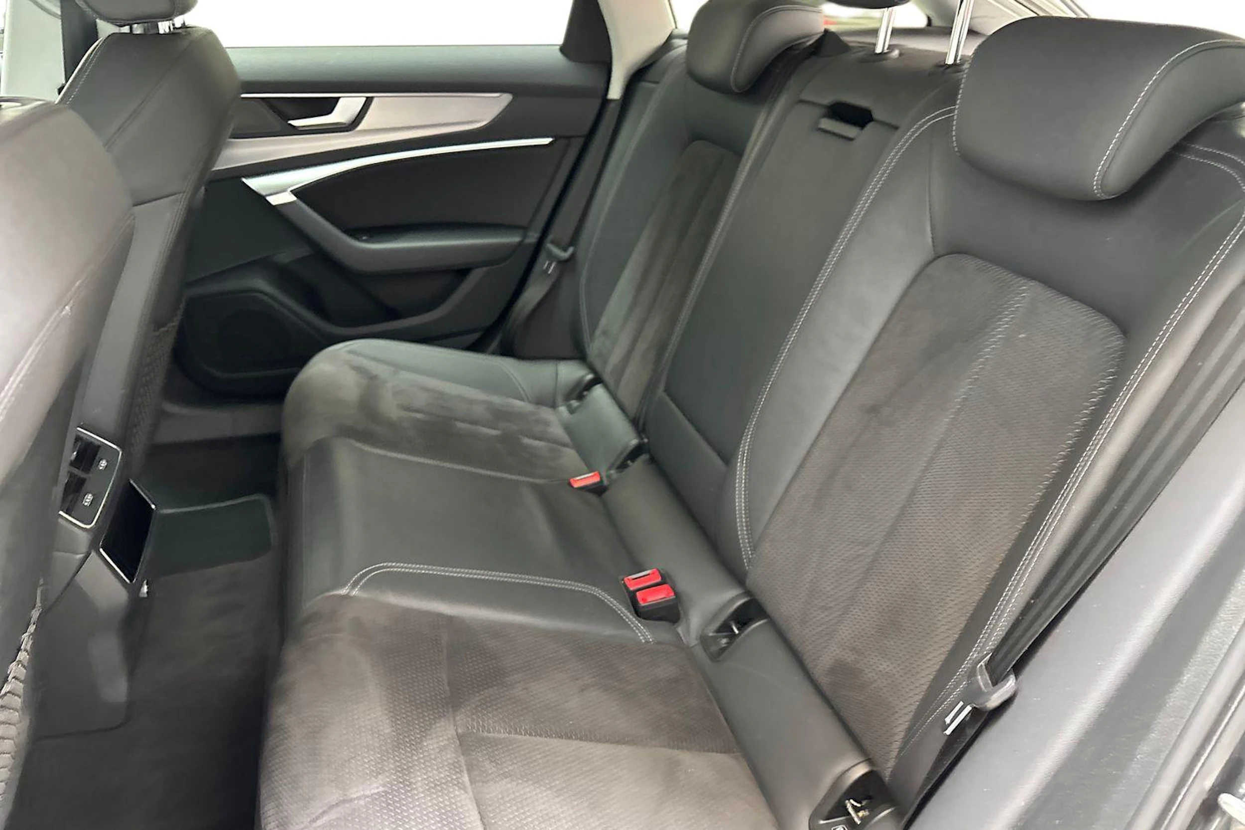 harmaa Audi A6 2021 kuva 11.