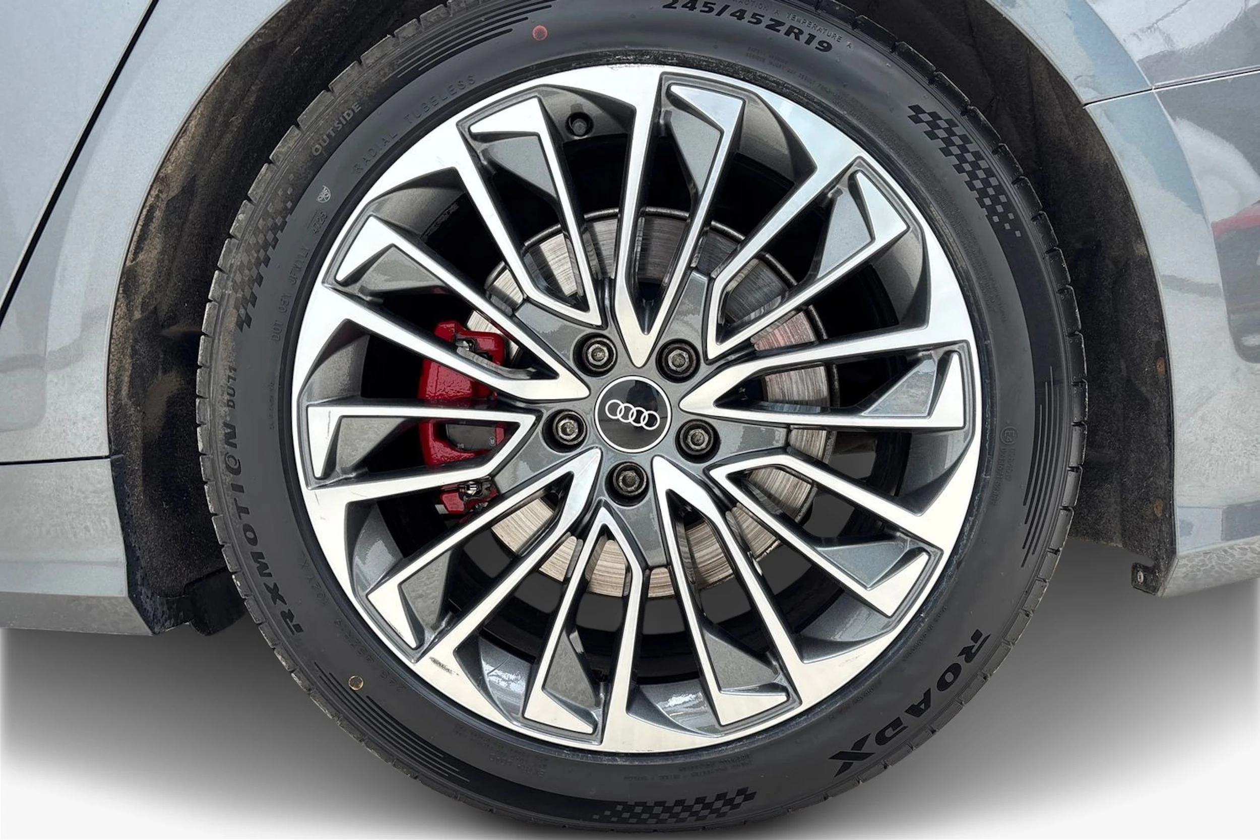 harmaa Audi A6 2021 kuva 12.