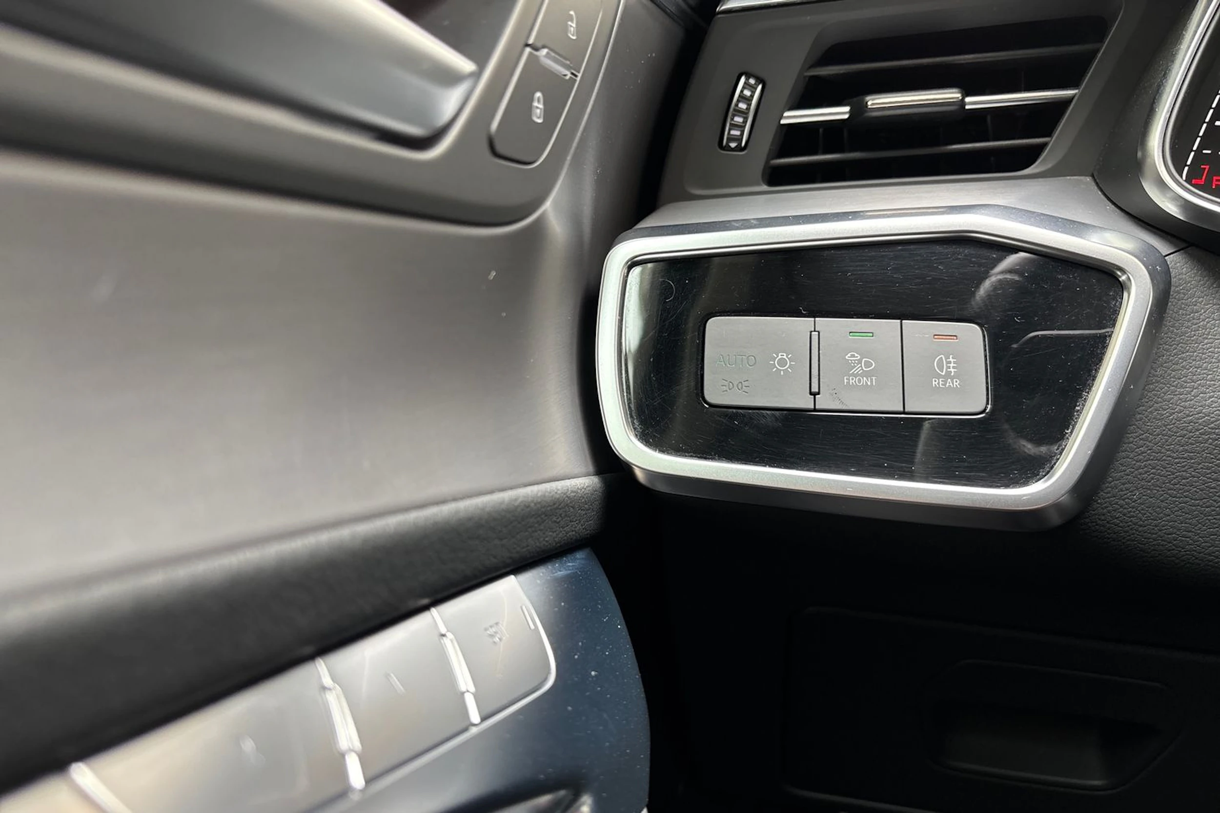 harmaa Audi A6 2021 kuva 20.