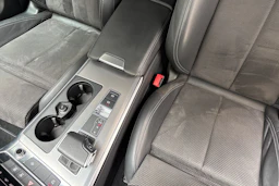 harmaa Audi A6 2021 kuva 27.