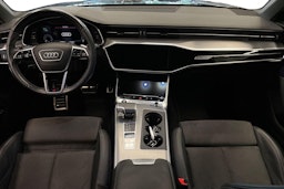 Musta Audi A6 2021 kuva 7.