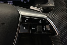 Musta Audi A6 2021 kuva 15.