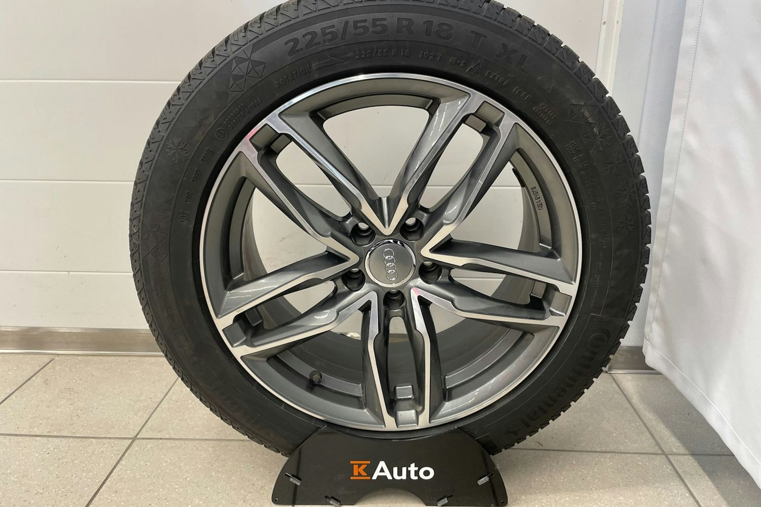 Musta Audi A6 2021 kuva 26.