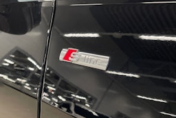 Musta Audi A6 2021 kuva 29.
