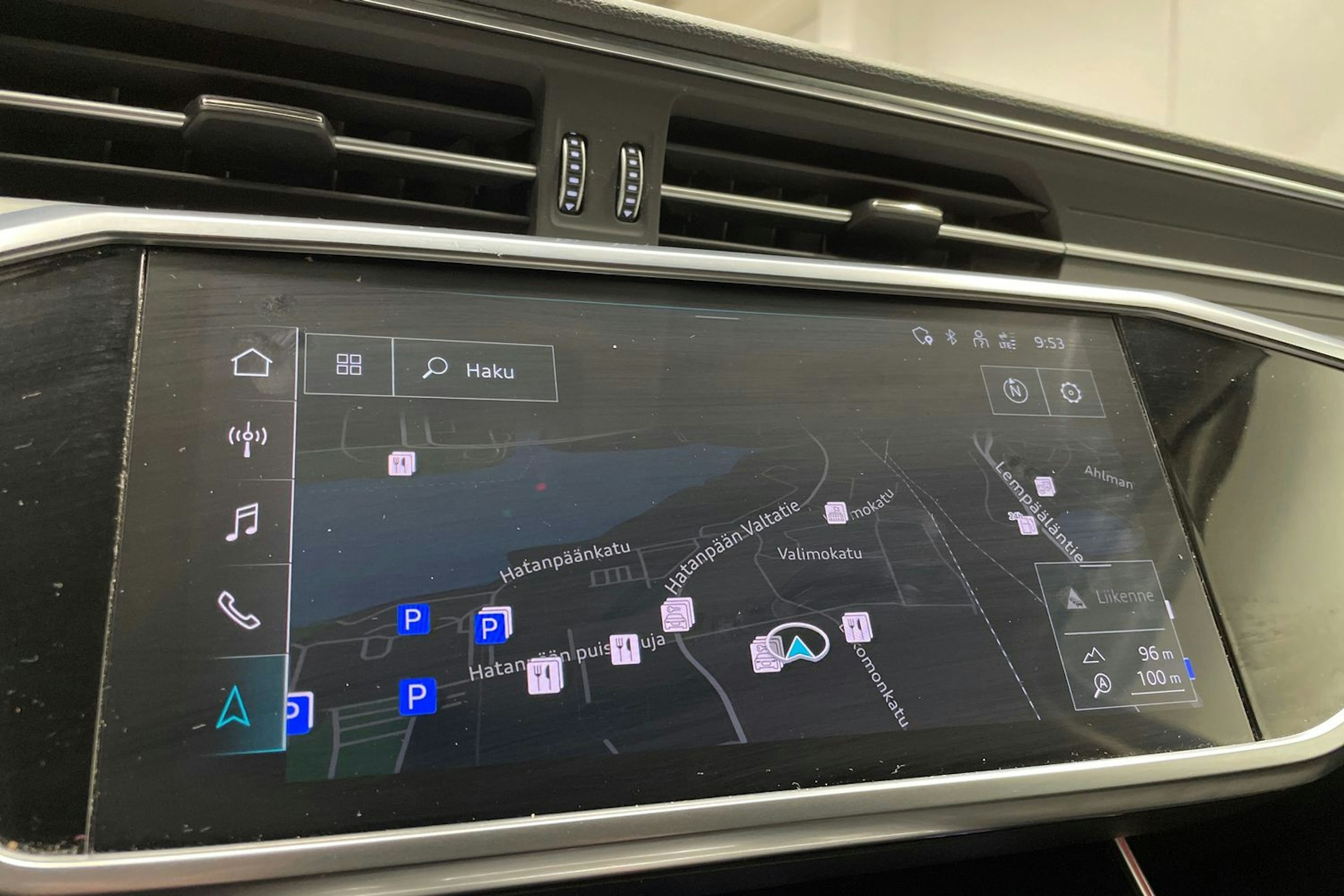 musta Audi A6 2021 kuva 22.