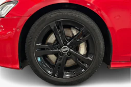 punainen Audi A6 2021 kuva 9.