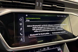 punainen Audi A6 2021 kuva 21.