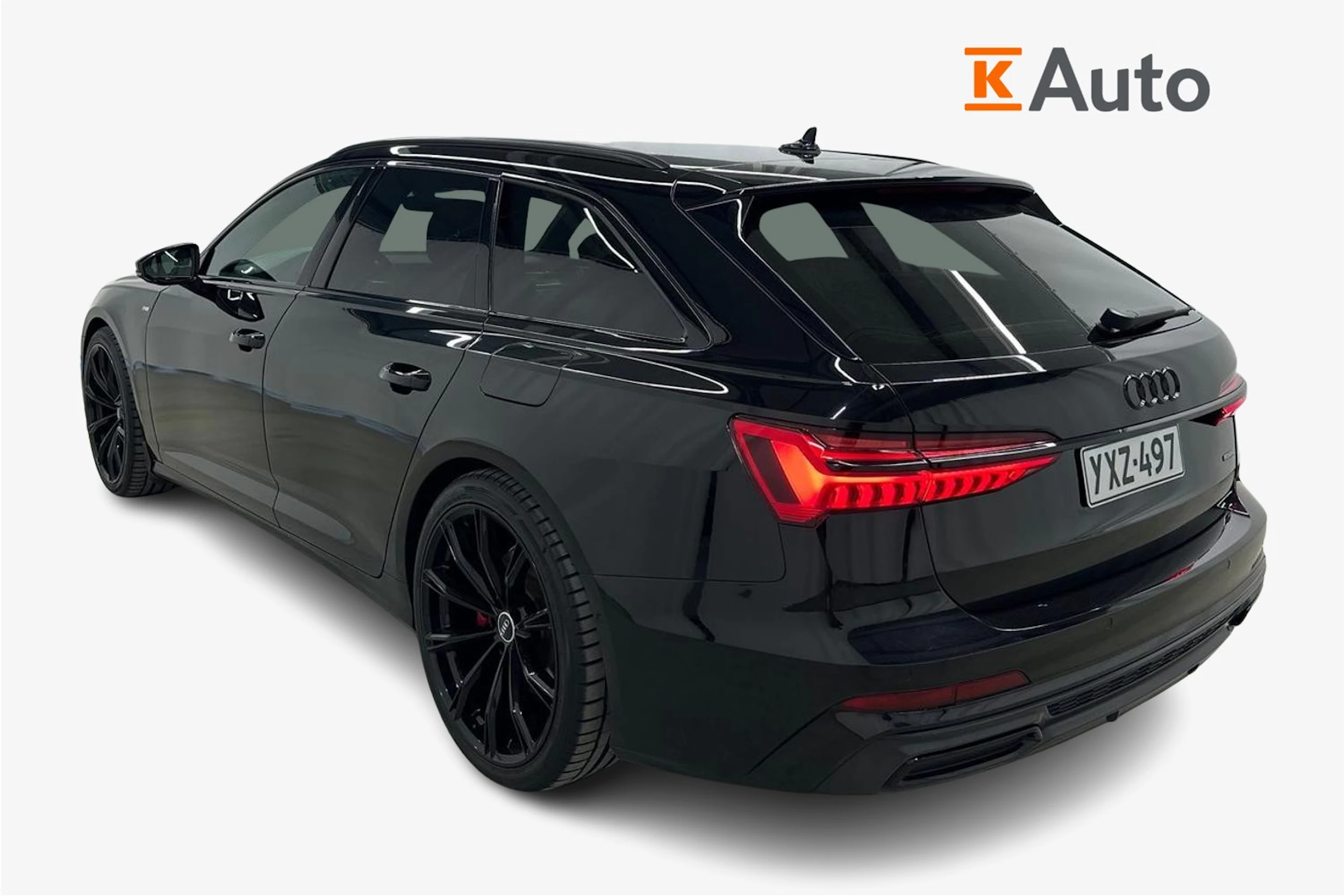 musta Audi A6 2021 kuva 2.