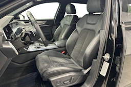musta Audi A6 2021 kuva 7.