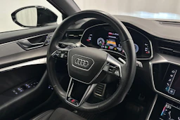 musta Audi A6 2021 kuva 10.