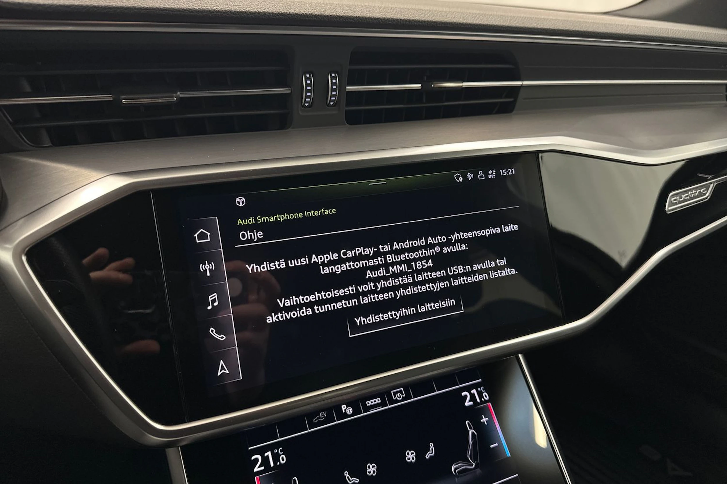 musta Audi A6 2021 kuva 16.