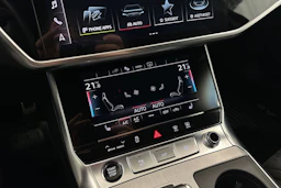 musta Audi A6 2021 kuva 21.