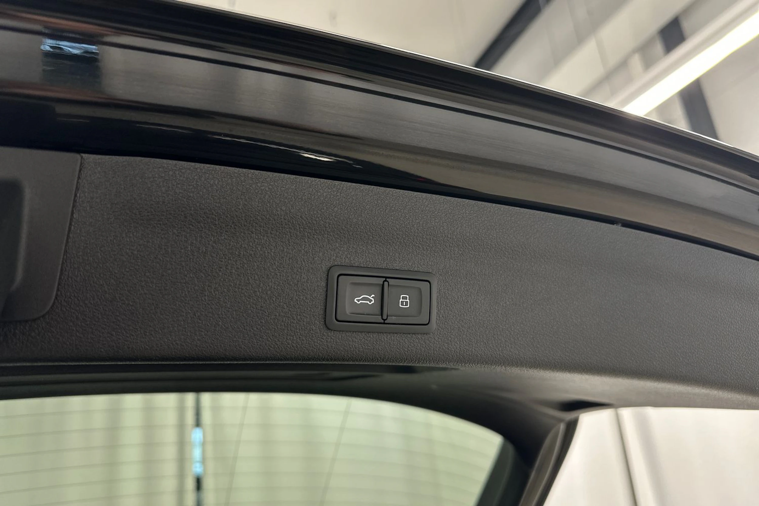 musta Audi A6 2021 kuva 31.