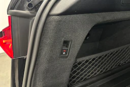 musta Audi A6 2021 kuva 32.