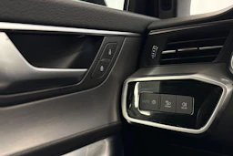 musta Audi A6 2021 kuva 21.
