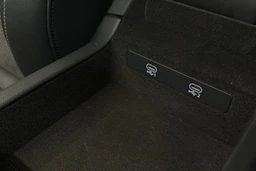 musta Audi A6 2021 kuva 26.