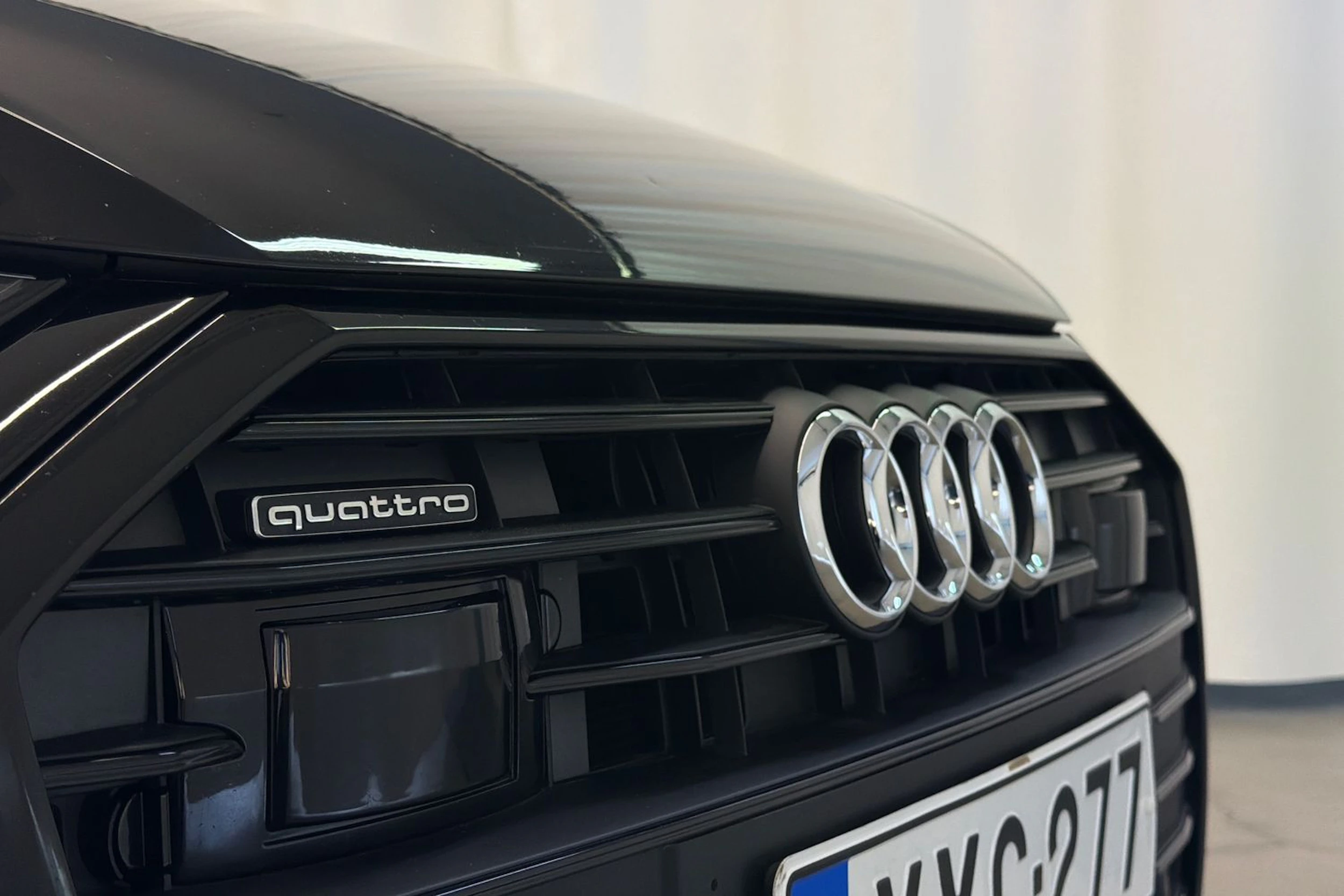 musta Audi A6 2021 kuva 36.