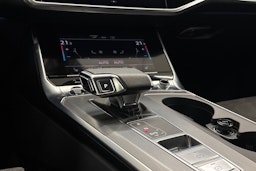 Sininen Audi A6 2021 kuva 21.
