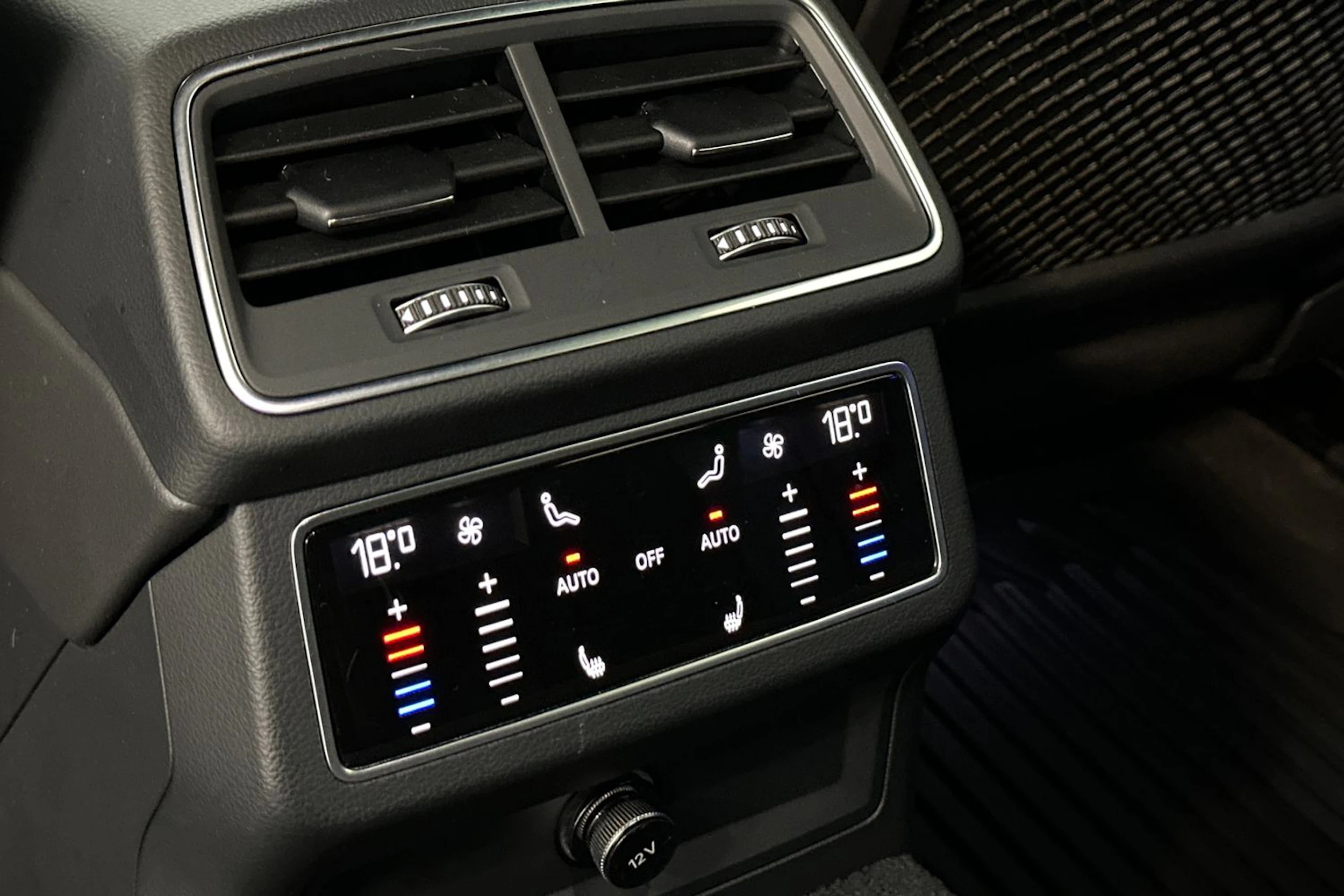 harmaa Audi A6 2021 kuva 17.
