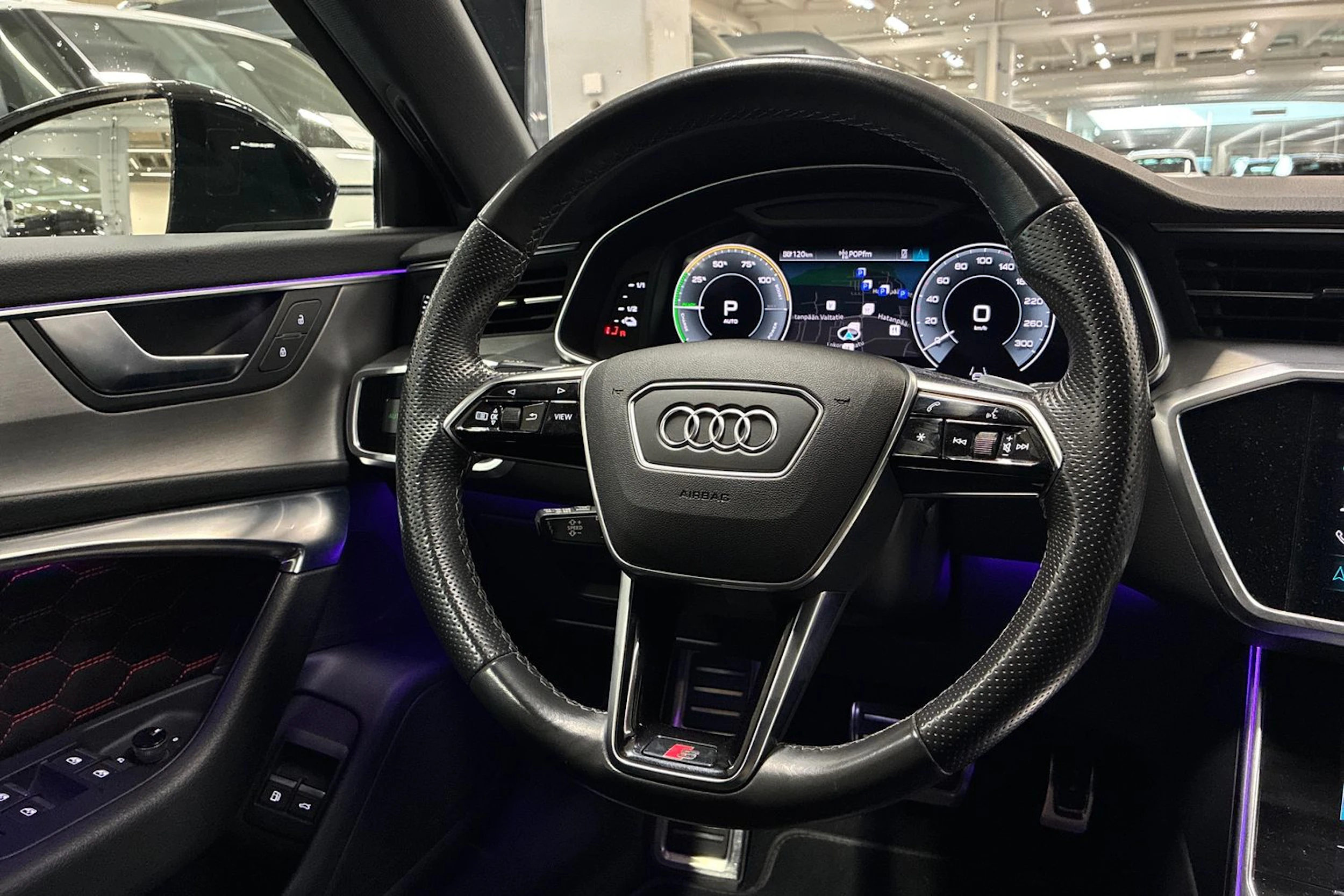 met. harmaa Audi A6 2021 kuva 6.