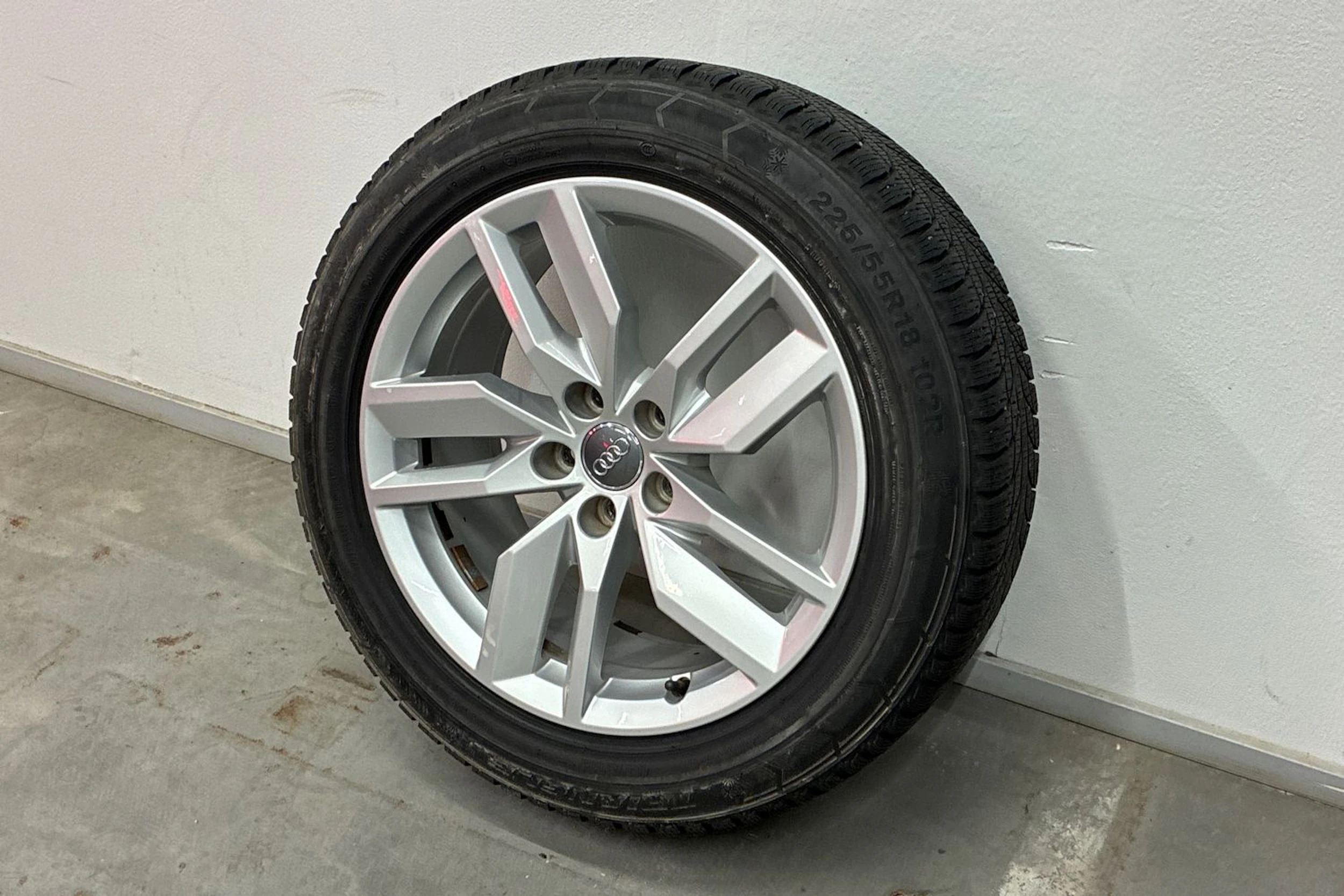 met. harmaa Audi A6 2021 kuva 10.