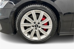 musta Audi A6 2022 kuva 11.