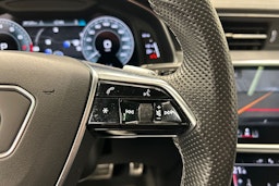 musta Audi A6 2022 kuva 22.