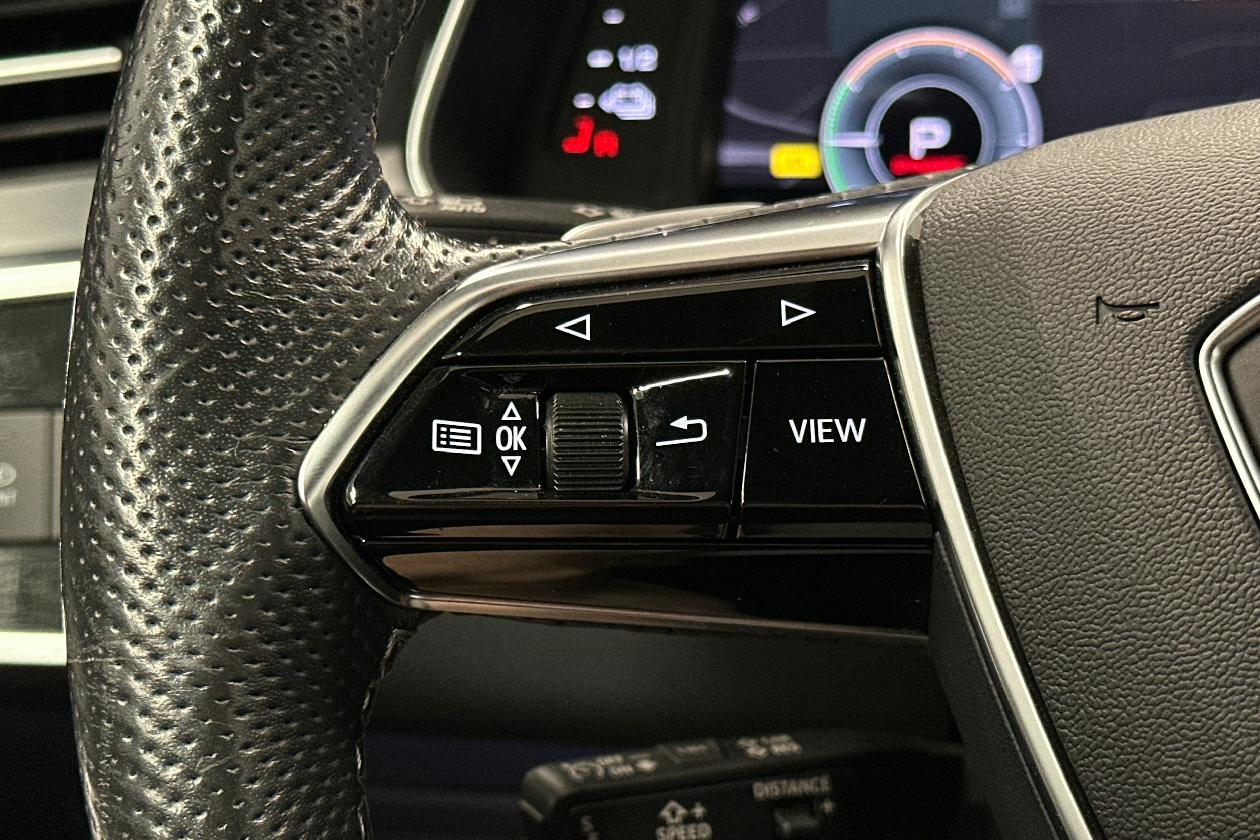 harmaa Audi A6 2022 kuva 18.
