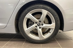 Hopea Audi A6 2021 kuva 13.