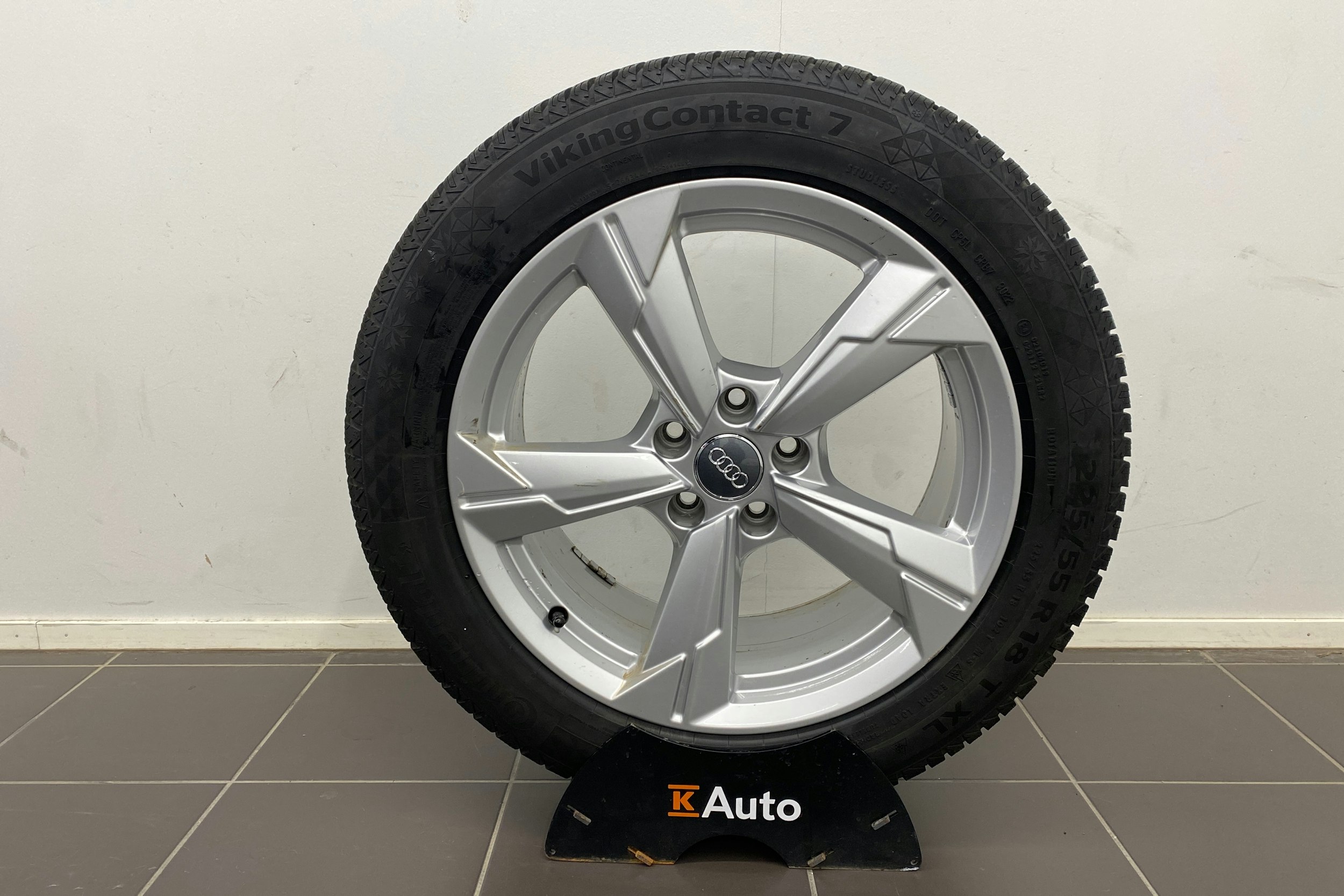 Hopea Audi A6 2021 kuva 25.