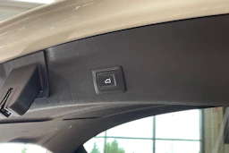 valkoinen Audi A6 2022 kuva 29.
