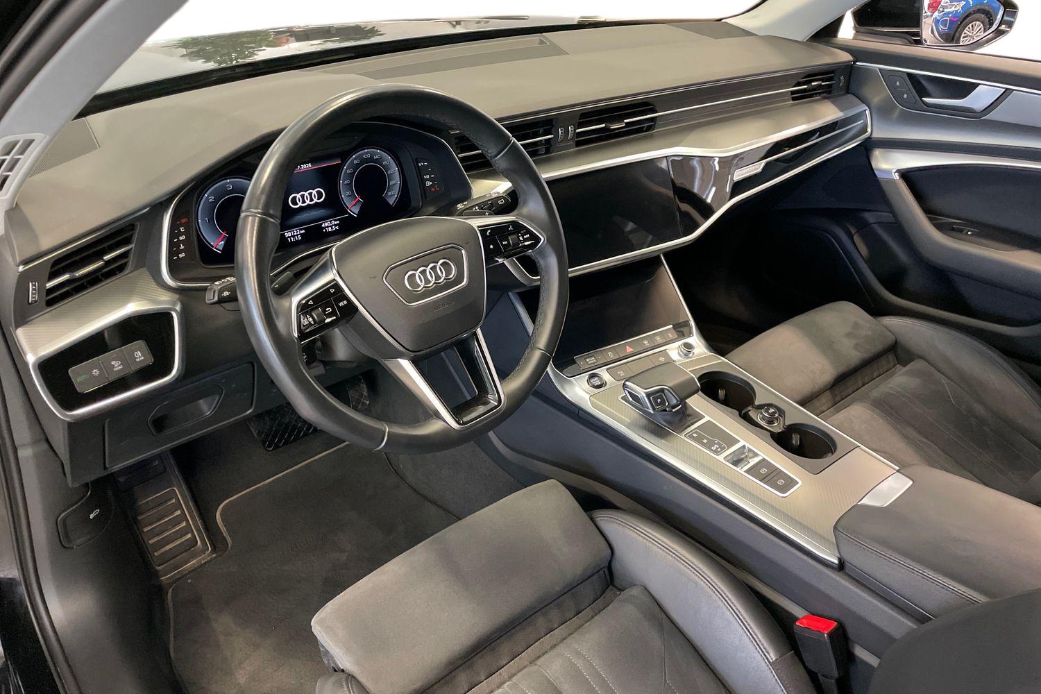 Audi A6 2022, photo 6/28