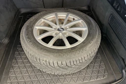 musta Audi A6 2022 kuva 10.
