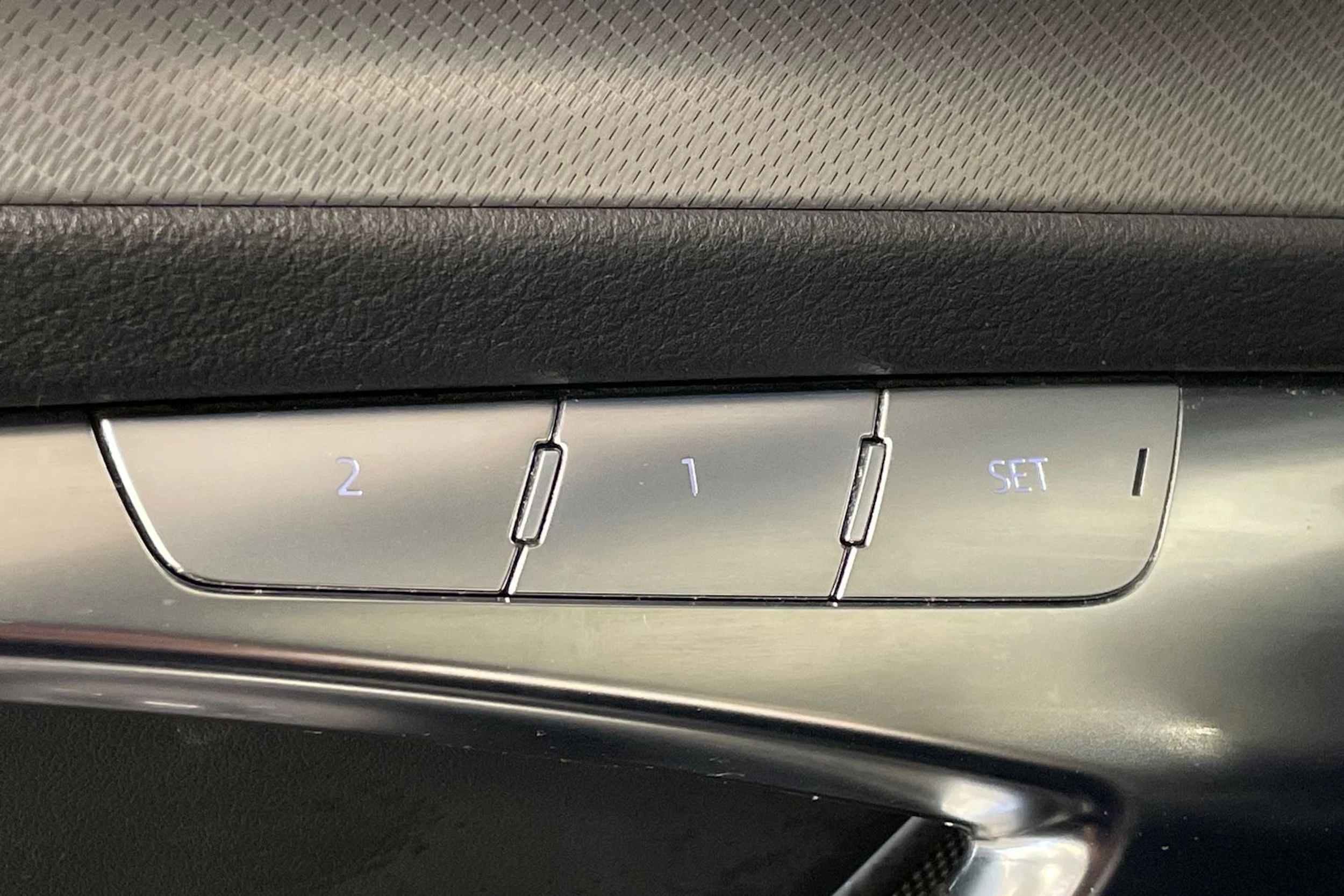 musta Audi A6 2022 kuva 20.