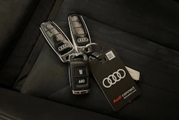 musta Audi A6 2022 kuva 21.