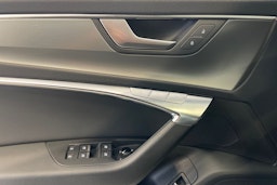 valkoinen Audi A6 2022 kuva 15.