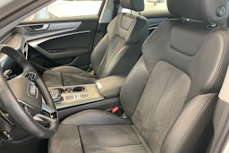 valkoinen Audi A6 2022 kuva 26.