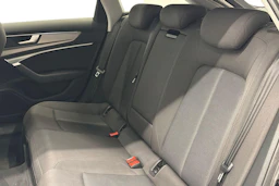 musta Audi A6 2022 kuva 8.