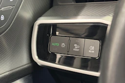 musta Audi A6 2022 kuva 14.