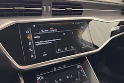 musta Audi A6 2022 kuva 16.