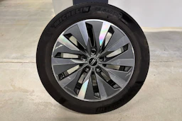 musta Audi A6 2022 kuva 26.