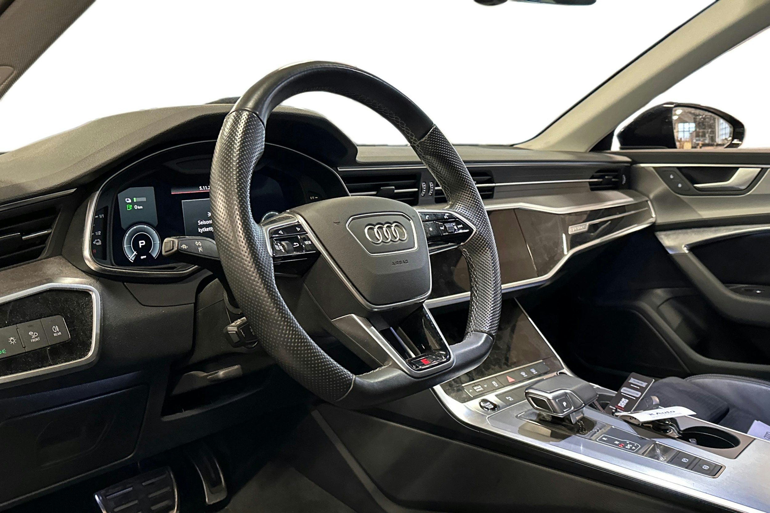 musta Audi A6 2022 kuva 3.