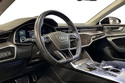 musta Audi A6 2022 kuva 3.