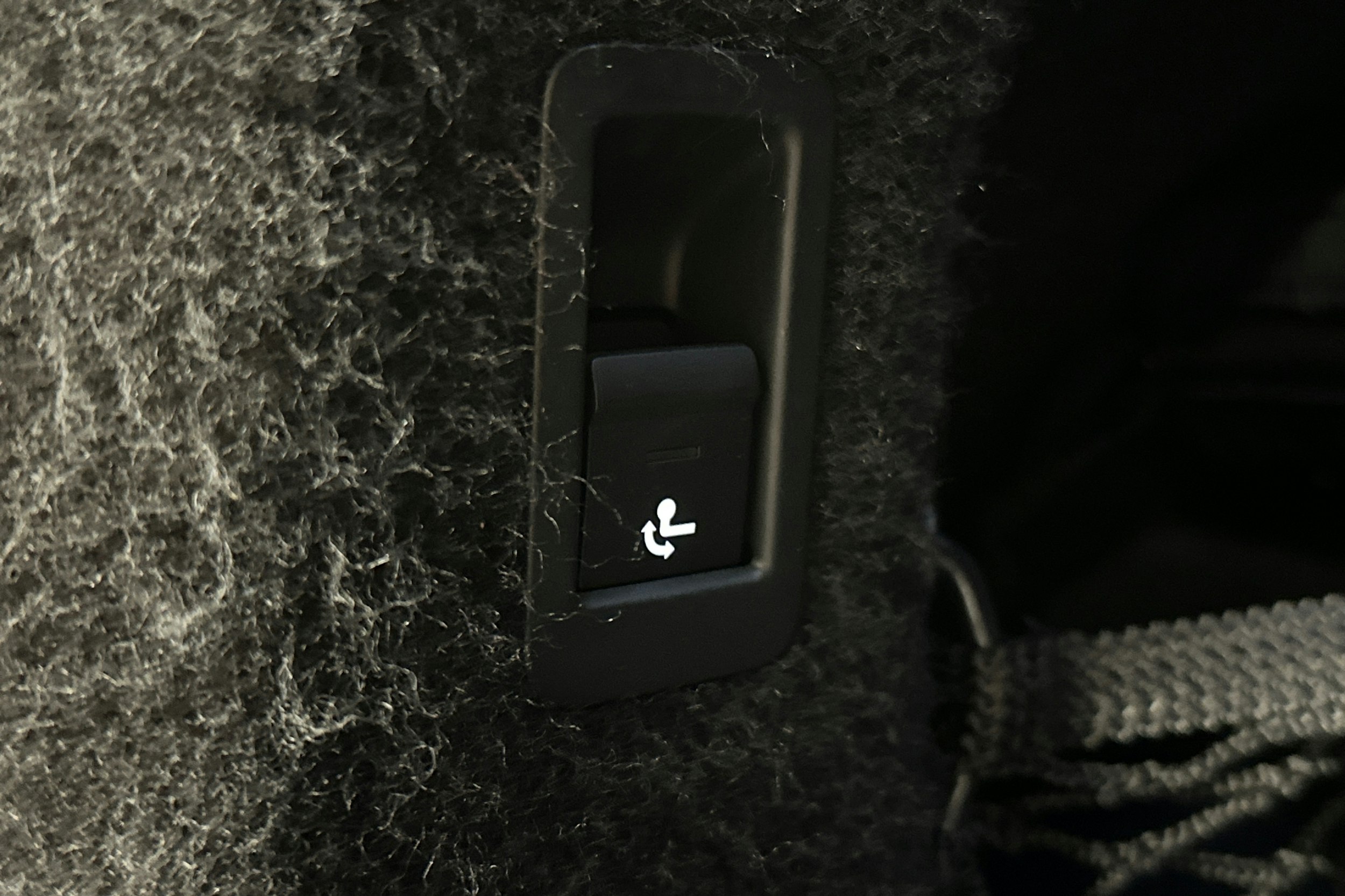 musta Audi A6 2022 kuva 14.