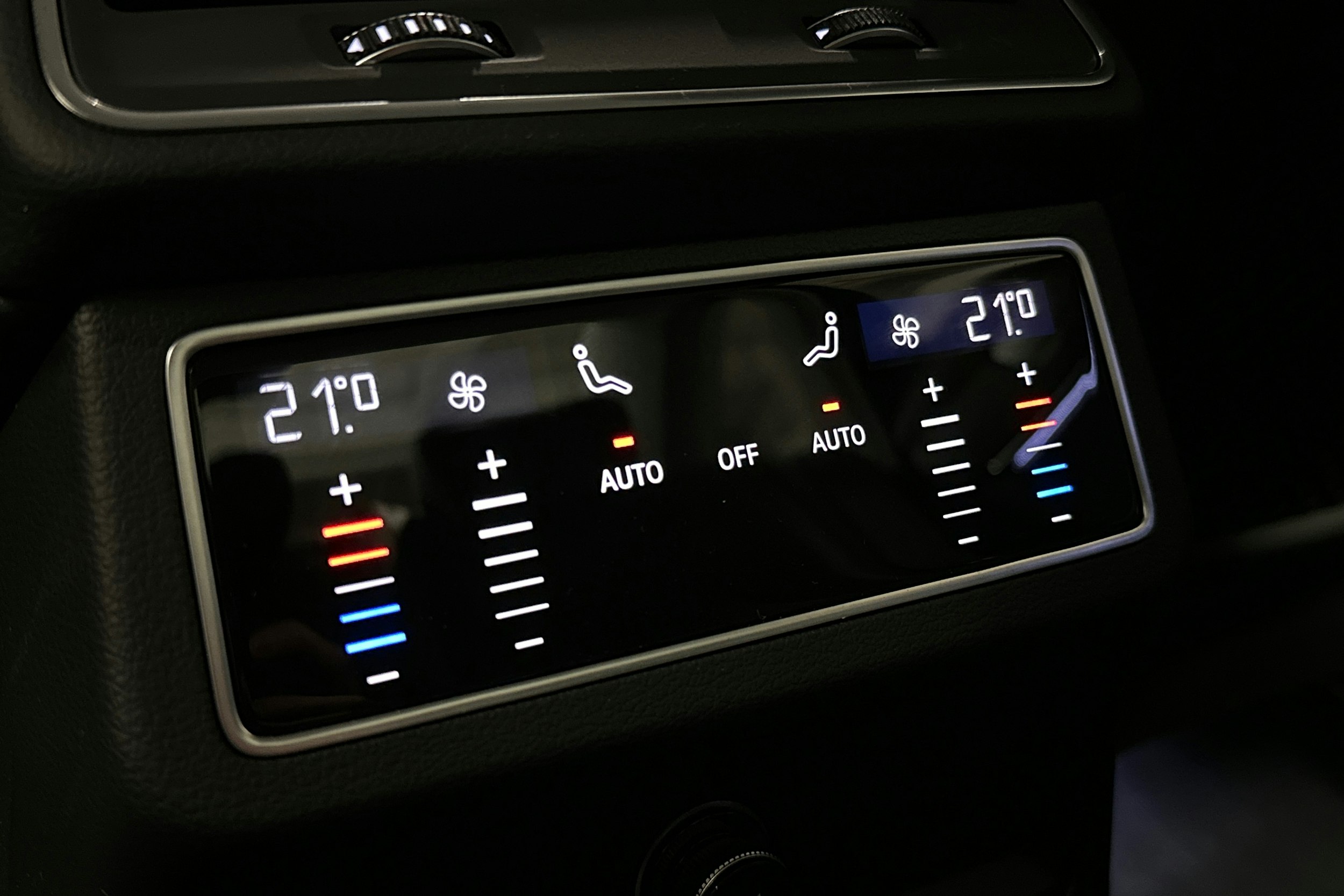 musta Audi A6 2022 kuva 15.