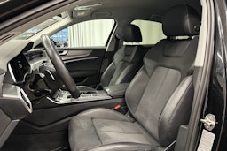 musta Audi A6 2022 kuva 16.