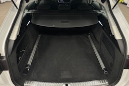 valkoinen Audi A6 2022 kuva 14.