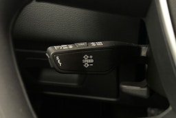 valkoinen Audi A6 2022 kuva 22.